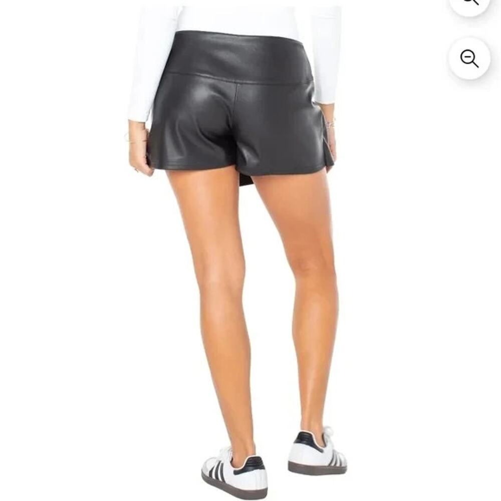 SET of 3 Celebrity Pink Size L Women Pink Gray Black Faux Leather Pleated Skort - Picture 10 of 15